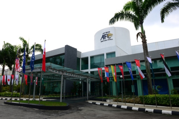 Après le rejet de l'AFC et de la CONCACAF, la présidence de Gianni Infantino elle-même menacée.