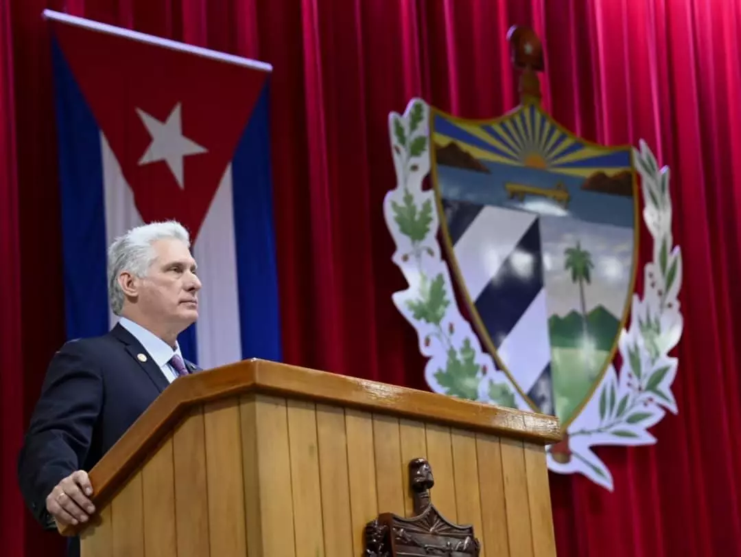 Cuba approuve des réformes radicales vers un modèle socialiste.