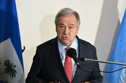 Le chef de l'ONU se rend en Hayti, où une nouvelle « force de répression des gangs » sera déployée.
