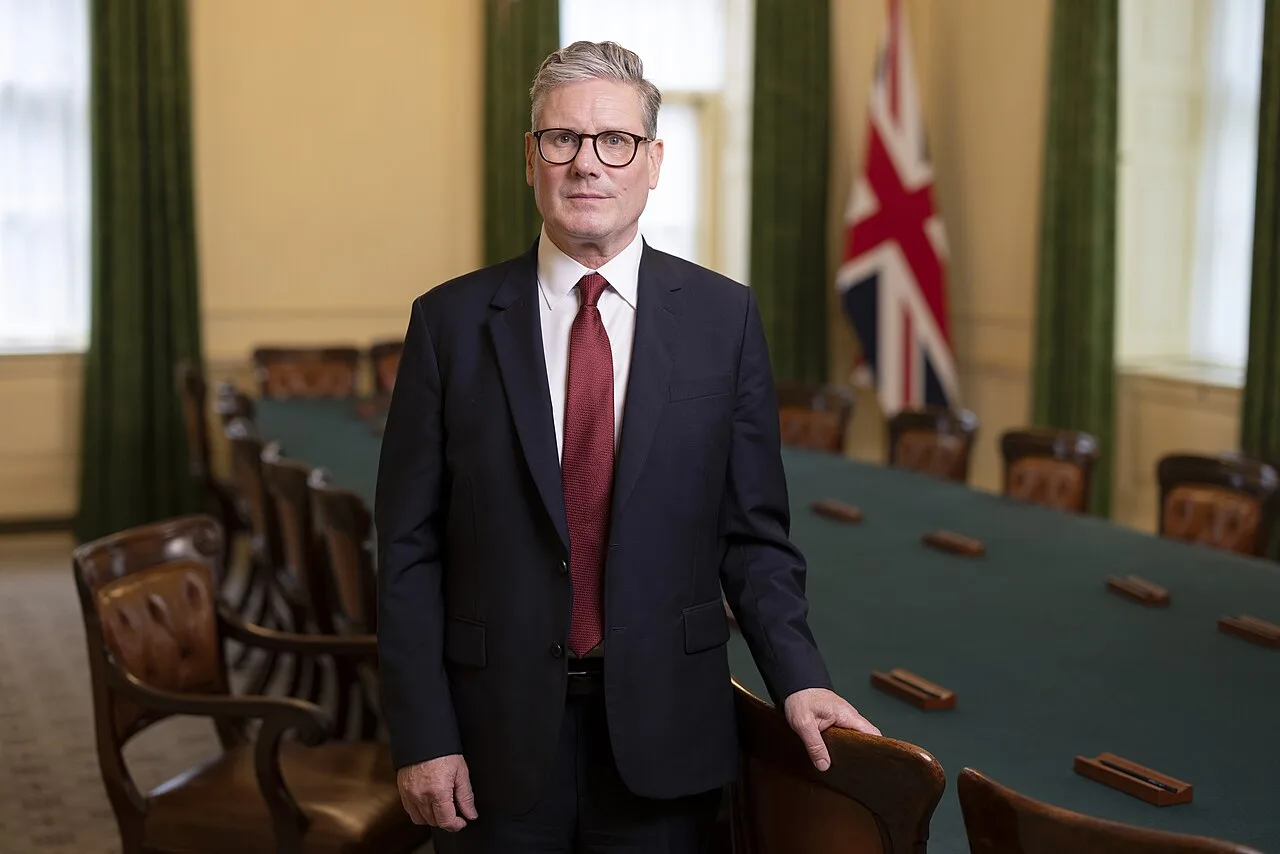 Keir Starmer annonce sa démission de Premier ministre britannique : quel avenir pour le gouvernement ?.